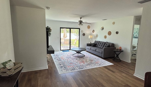 Pet-Friendly 3BR w/Garage & Fenced Yard-Near Beaches