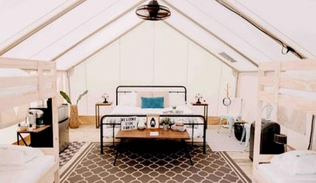 Fantastic Tented Cabin with Fire Pit in Sarasota, Florida