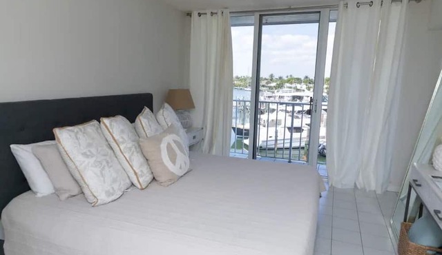 Condo in Vero Beach, Florida a view of the Marina just outside your Window