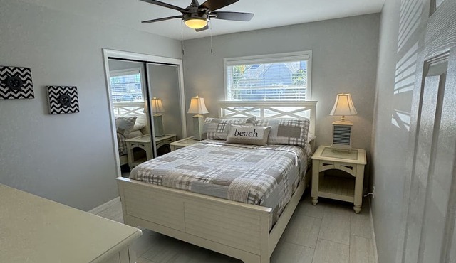 Davis Islands Duplex! Overlooking Water! Tranquil and Renovated.