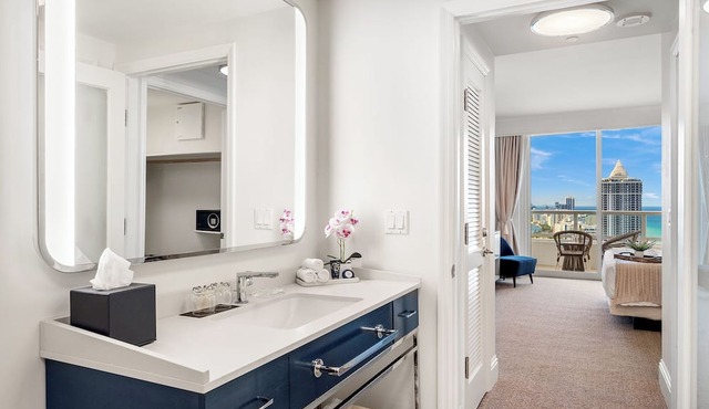 Luxury Vacation Rentals at Fontainebleau Miami Beach by LRMB