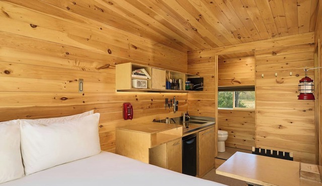 Postcard Cabins Gilchrist Springs, Outdoor Collection by Marriott Bonvoy