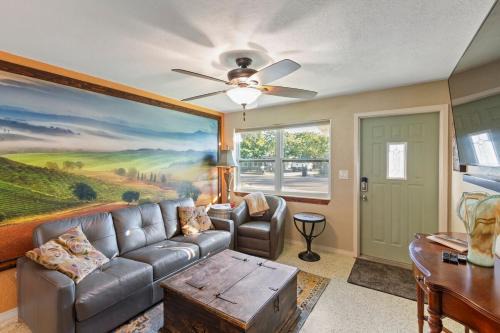 Gulfport Retreat with Wine Cellar Charm