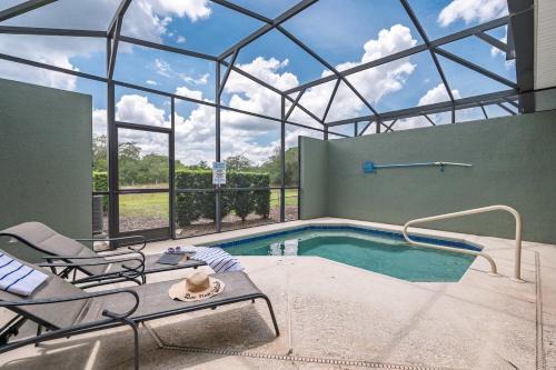 Resort retreat w private pool