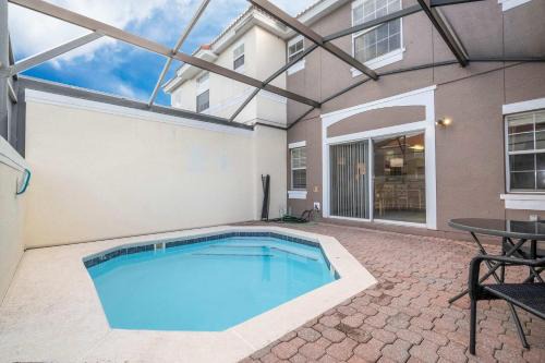 Cozy 3BR Townhome - Pool - Bella Vida Resort
