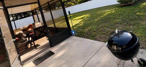 Casa Esquina - St Pete - Near Beaches & Downtown