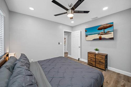 Spacious, Modern and Fully Updated Gorgeous Home