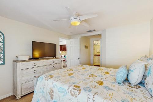 Pinellas Park Cottage
