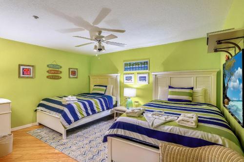 Oceanside 302